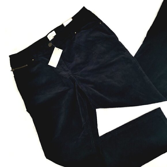 Chico's Pants - NWT Chico's Women's 1.5R Mid Black Corduroy Pants